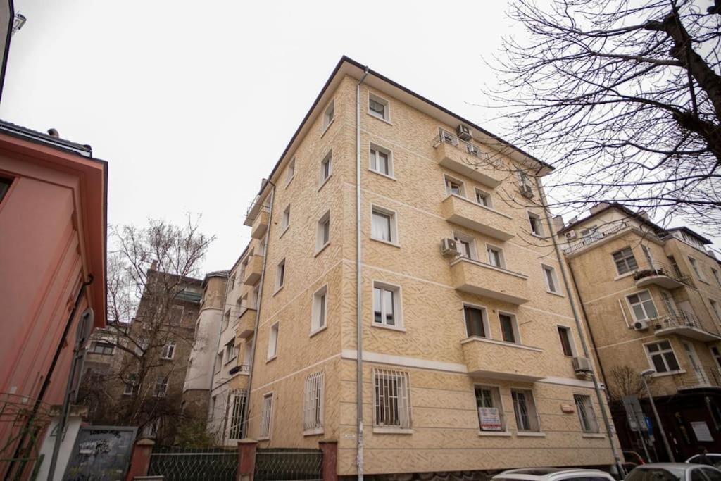 Studio With Courtyard Just Steps Away Vitosha Str Sofia Extérieur photo