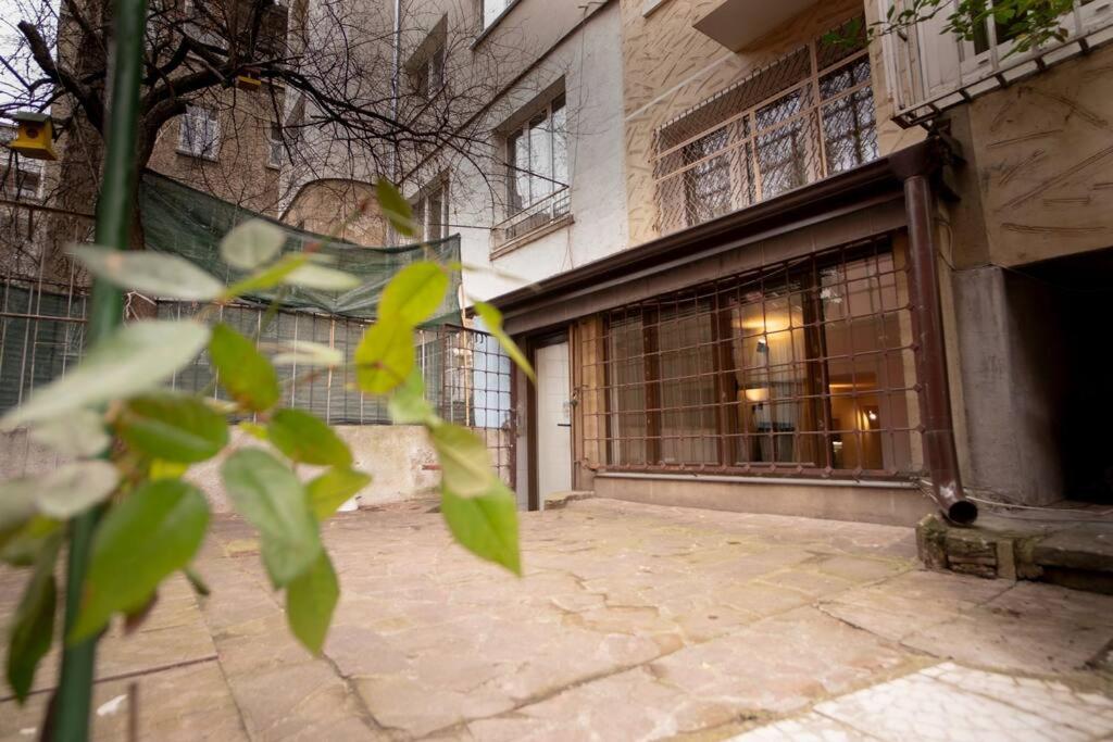Studio With Courtyard Just Steps Away Vitosha Str Sofia Extérieur photo